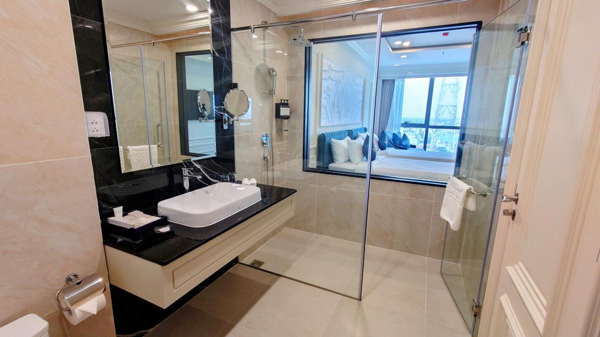 Cosmo Stars Hotel Bac Lieu Eksteriør billede